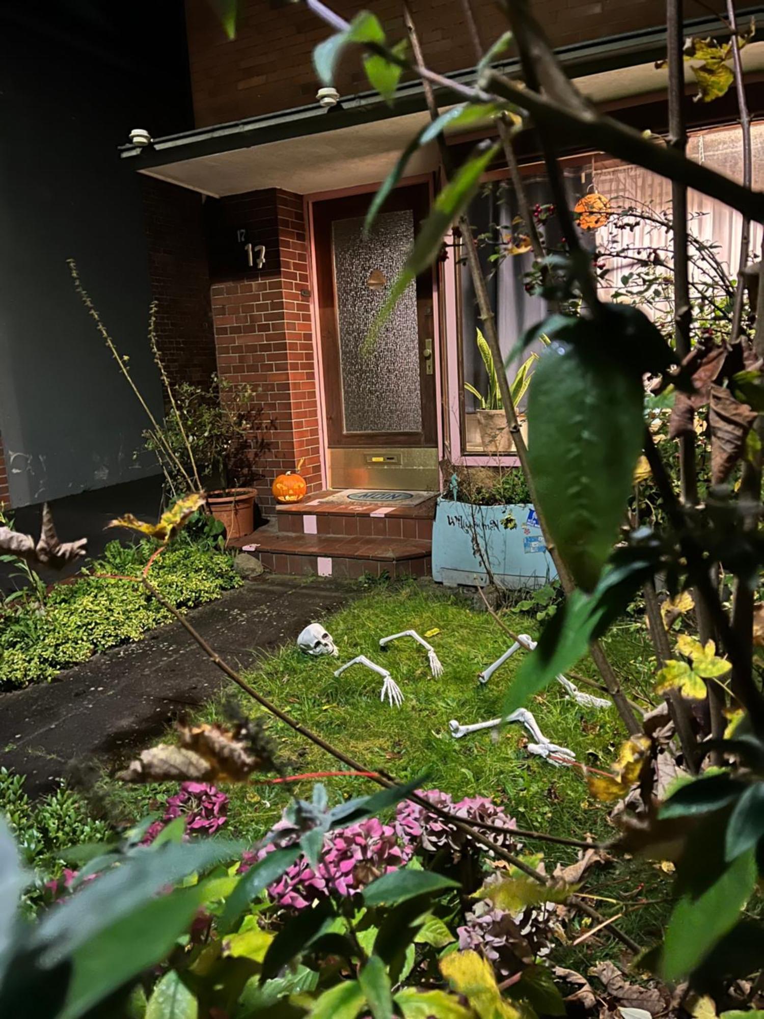 PrivArtPension 'Ausfahrt freihalten' Husum  Exterior foto